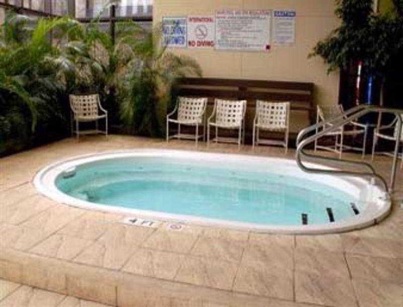Ramada Columbia/Fort Jackson Area エクステリア 写真